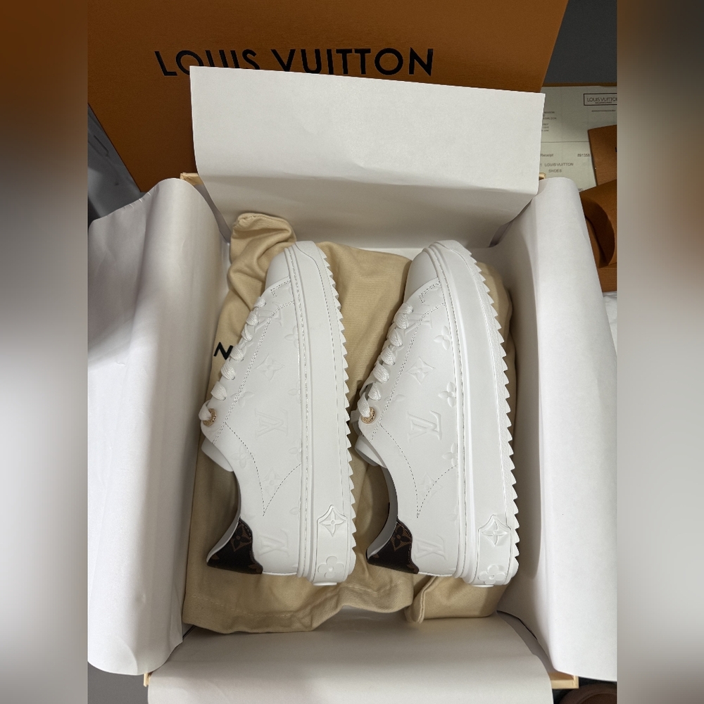 Louis Vuitton Time Out Sneaker - Picture 2 of 12